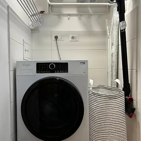 Lotus Apartment Bari